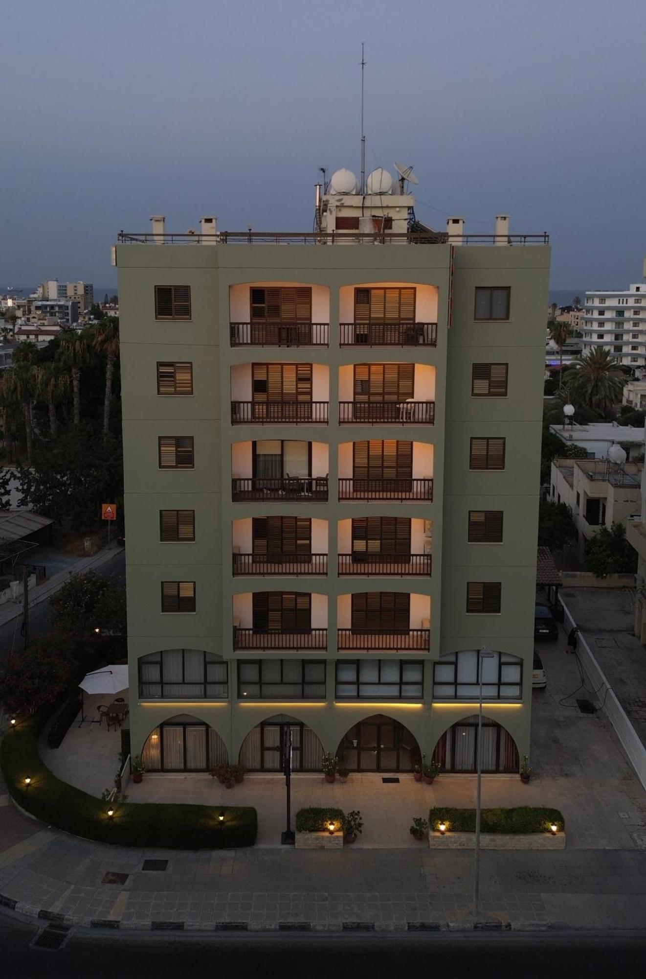 Layiotis Апарт-отель